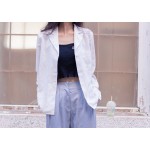 女物のシャツ